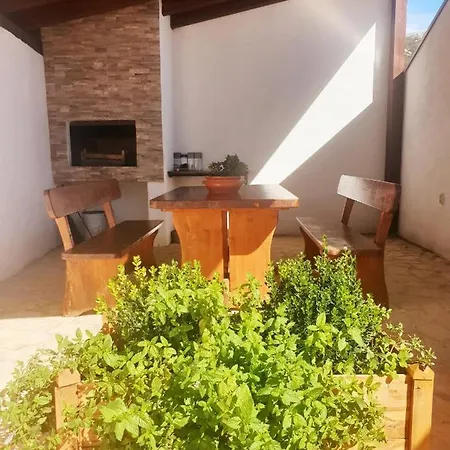 Villa Dina Klis